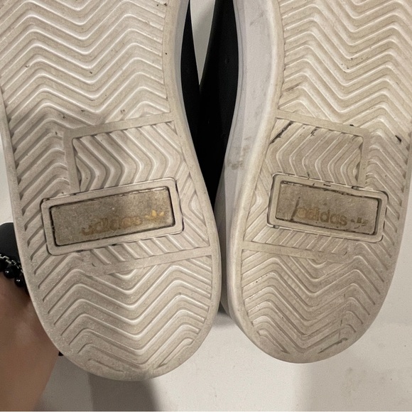 Adidas Original Women’s Sleek Size 6.5 Black - Picture 5 of 6